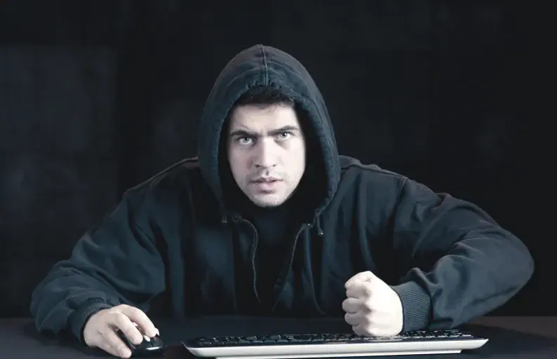 Detectar troles en los foros