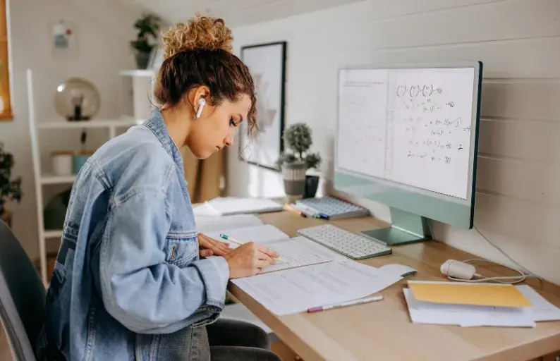 Desafíos de estudiar a distancia: los alumnos