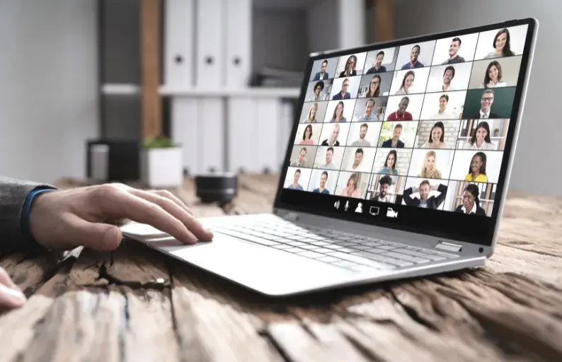 ¿Por qué dar clases por videoconferencia?