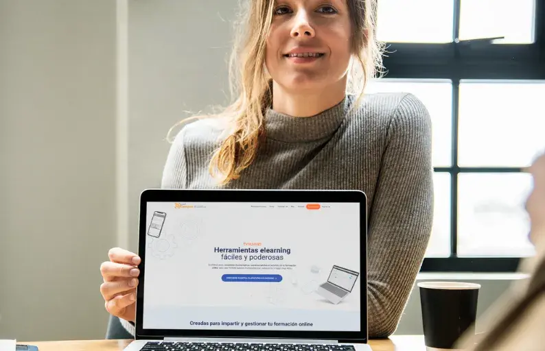 La plataforma de e-learning para niños y adolescentes adecuada