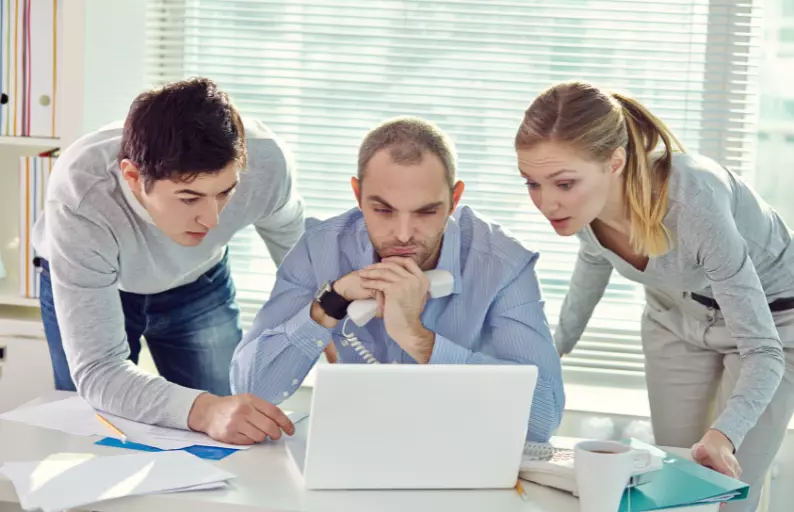 Cosa chiedere a un fornitore di contenuti elearning