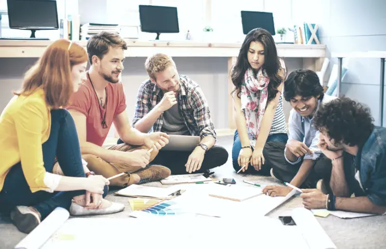 Qué es brainstorming. La sinergia del trabajo en equipo