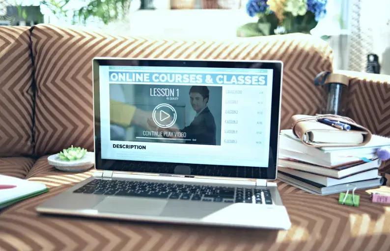 Gana alumnos con los mejores títulos para cursos elearning