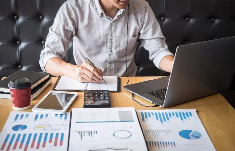 Mejores prácticas para medir el ROI en formación online