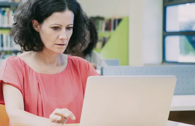 Preoccupazioni che vanno oltre il si può copiare con Smowl