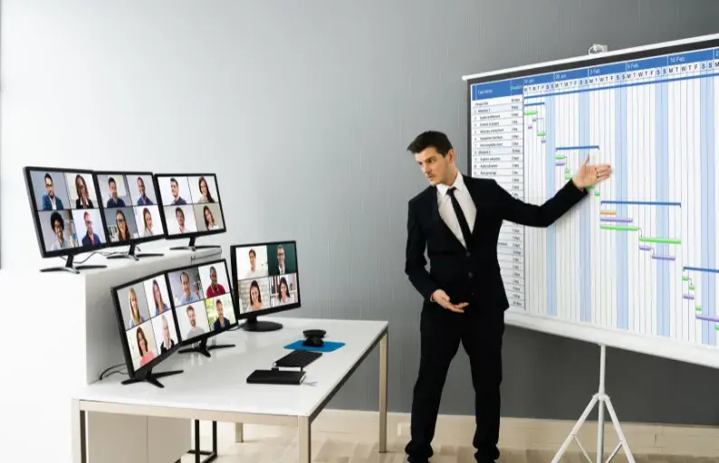 Formación tradicional o e-learning en 2025_ El dilema empresarial actual​