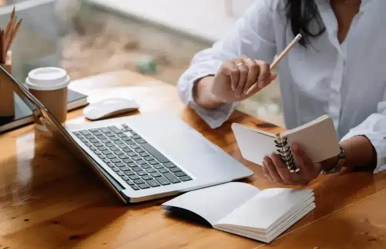 What is a professional looking for today? New ways of learning in the digital age