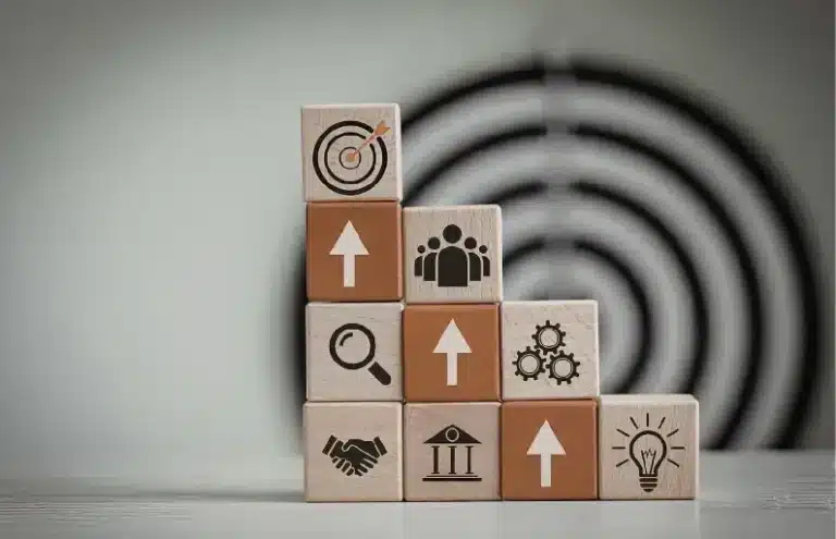 Business scalability in e-learning: why selling standalone courses limits profitability